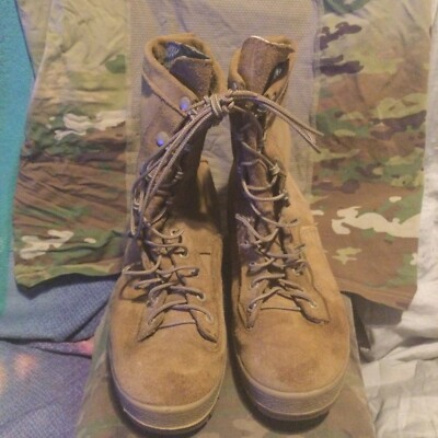 米軍　 実物　McRaefootwear GORE−TEX24.5cm （67） Boots, Army Issue, McRae, Flight And CBT Crew Authorized