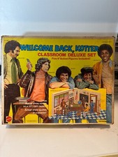 WELCOME BACK KOTTER CLASSROOM PLAYSET ALL 5 F...