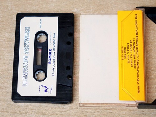 Sinclair ZX Spectrum - Bomber von Llamasoft / Jeff Minter - Bild 4 von 5