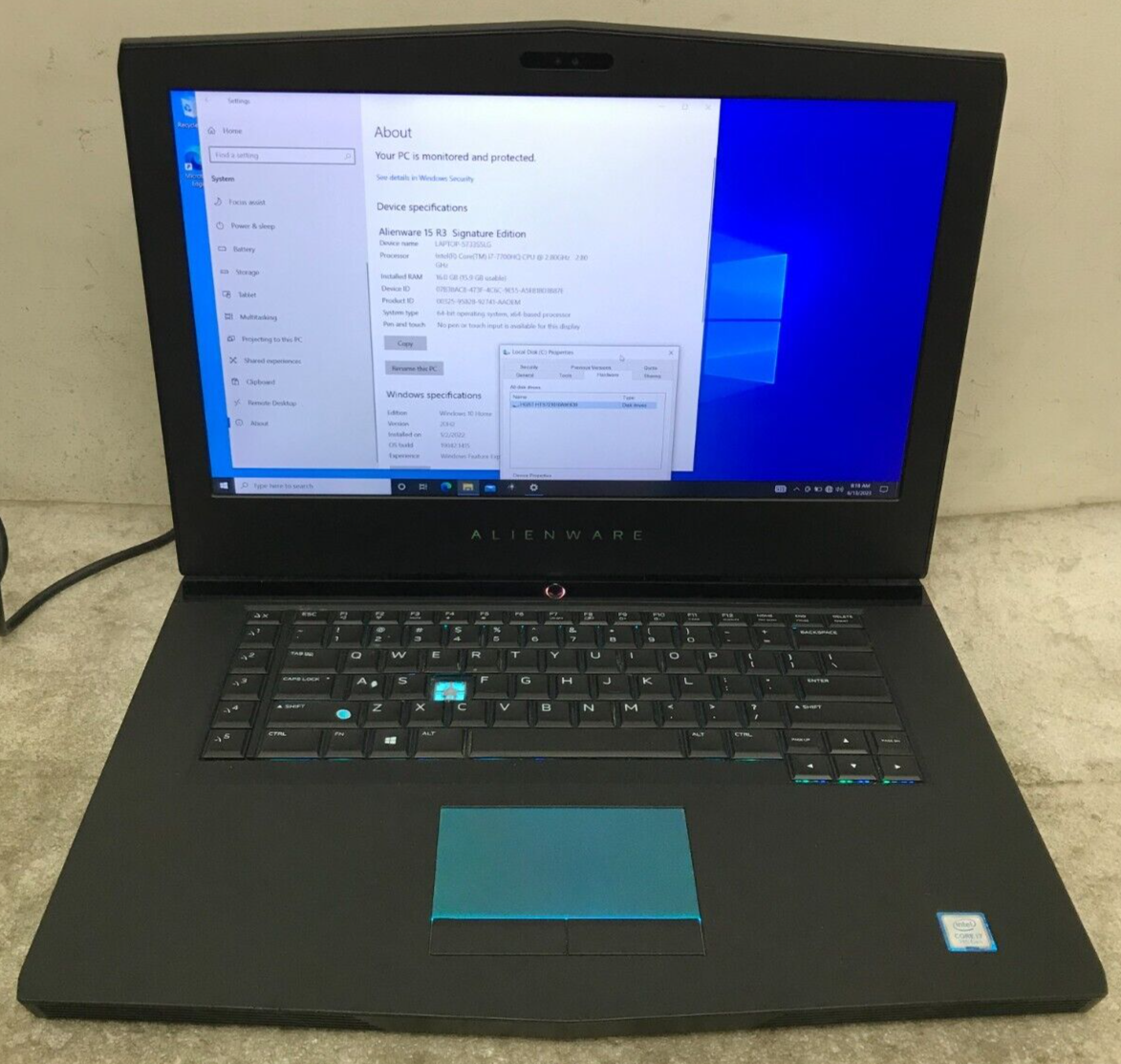 Alienware 15-R3 / Intel Core i7-7700HQ 2.80GHz / 16GB RAM / 1TB