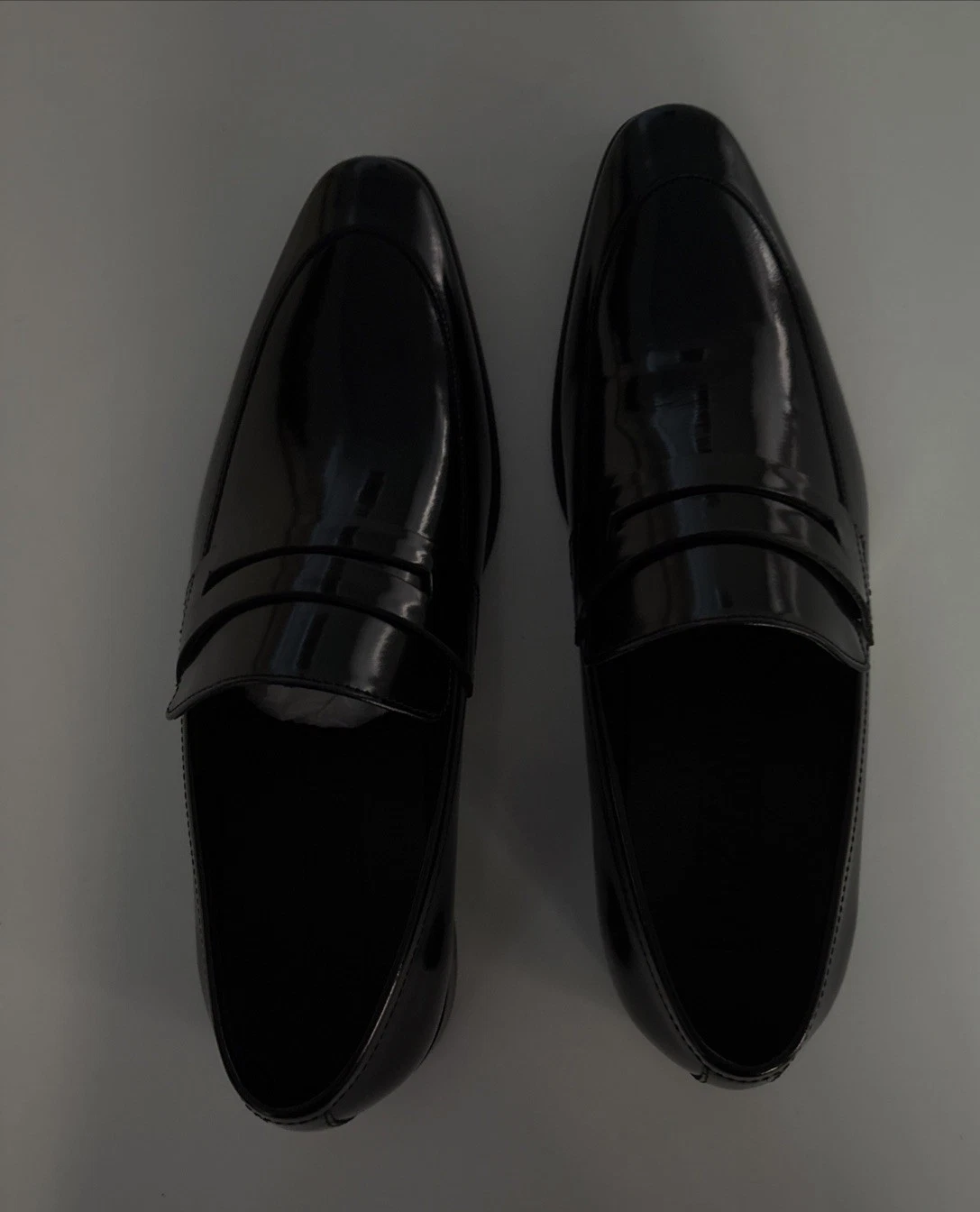 Mocassino Versace nero Penny taglia 44 taglia EU 11 US vernice pelle NUOVO con scatola