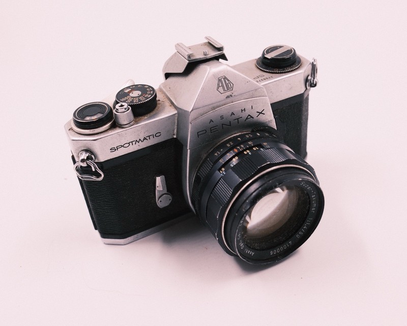 Asahi Pentax Spotmatic 35mm Film Camera w/ Super-Takumar 50mm f/1.4 Lens As Is