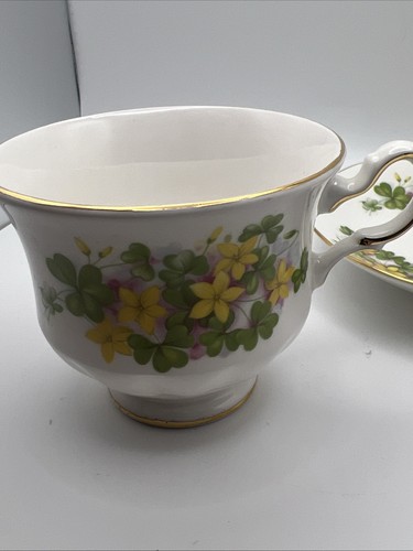 Juego de tazas de té y platillos Queen Anne Bone China trébol Buttercup hecho en Inglaterra - Imagen 6 de 9