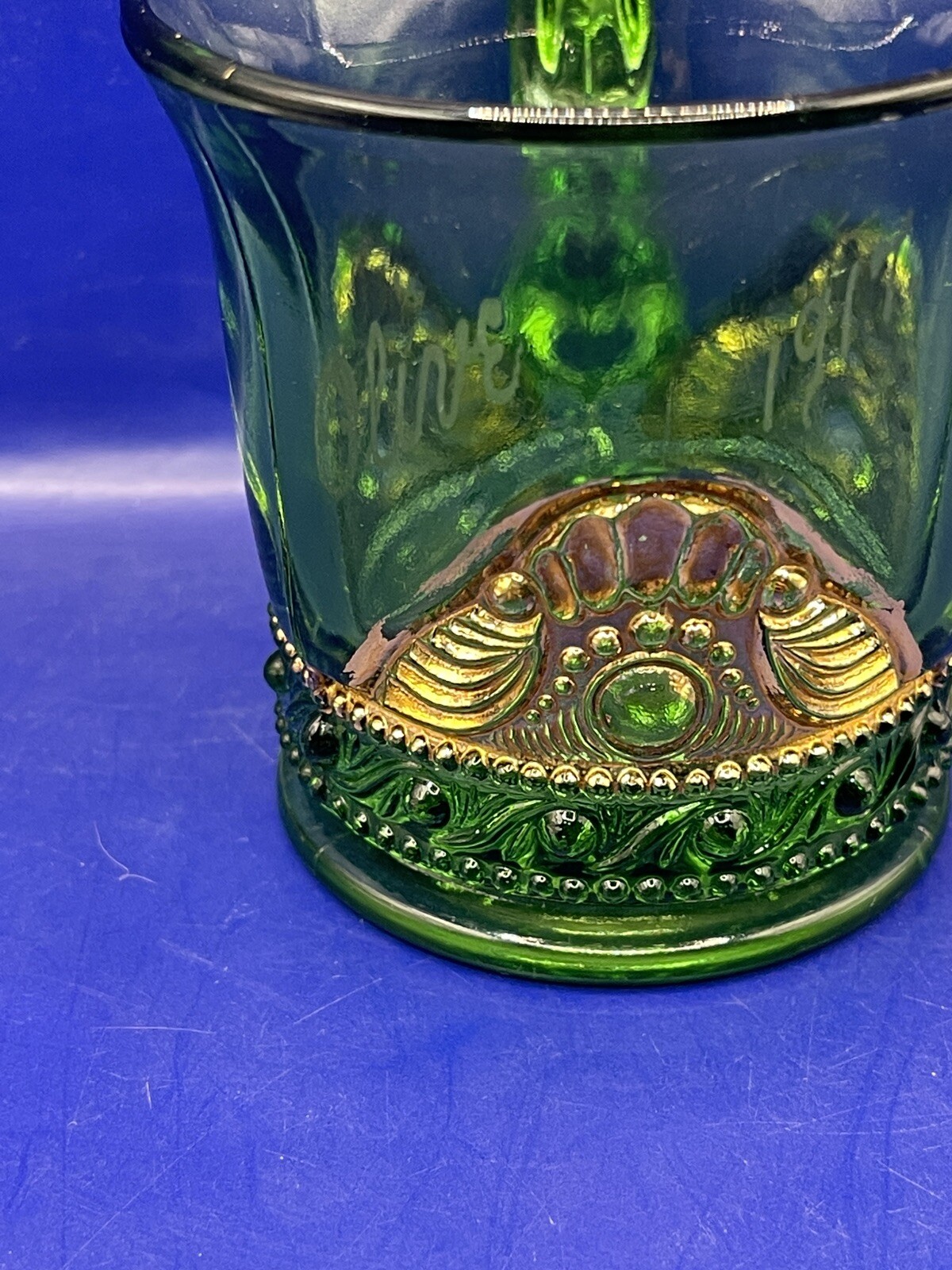 VINTAGE ANTIQUE GREEN EAPG GLASS GOLD TRIM OLIVE 1917 CUP eBay