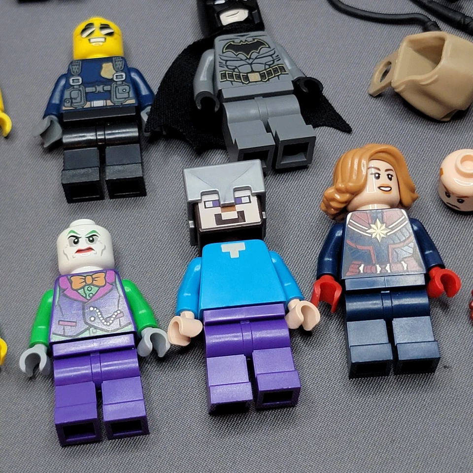Lego Minifigure Lot Batman Joker Alien Minecraft Bike, Dog, Cat, Police Man - Image 4 of 4