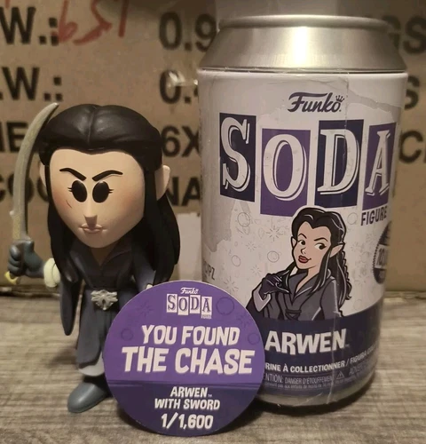 Funko Soda Lord of the Rings (LOTR)  Arwen Chase 1/1600 Winter Con 2022