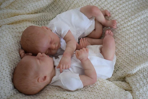 45.7cm Baby Lebensechte Silikon Körper Realistische Twins Reborn Puppe Weich Boy - Bild 4 von 9