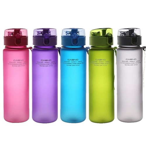 Supreme/Zoku Glass Core 16 Oz. Water Bottle Supreme SS21 IN Hand