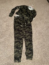 Womens Camo Print Lounge Set size medium 7-9