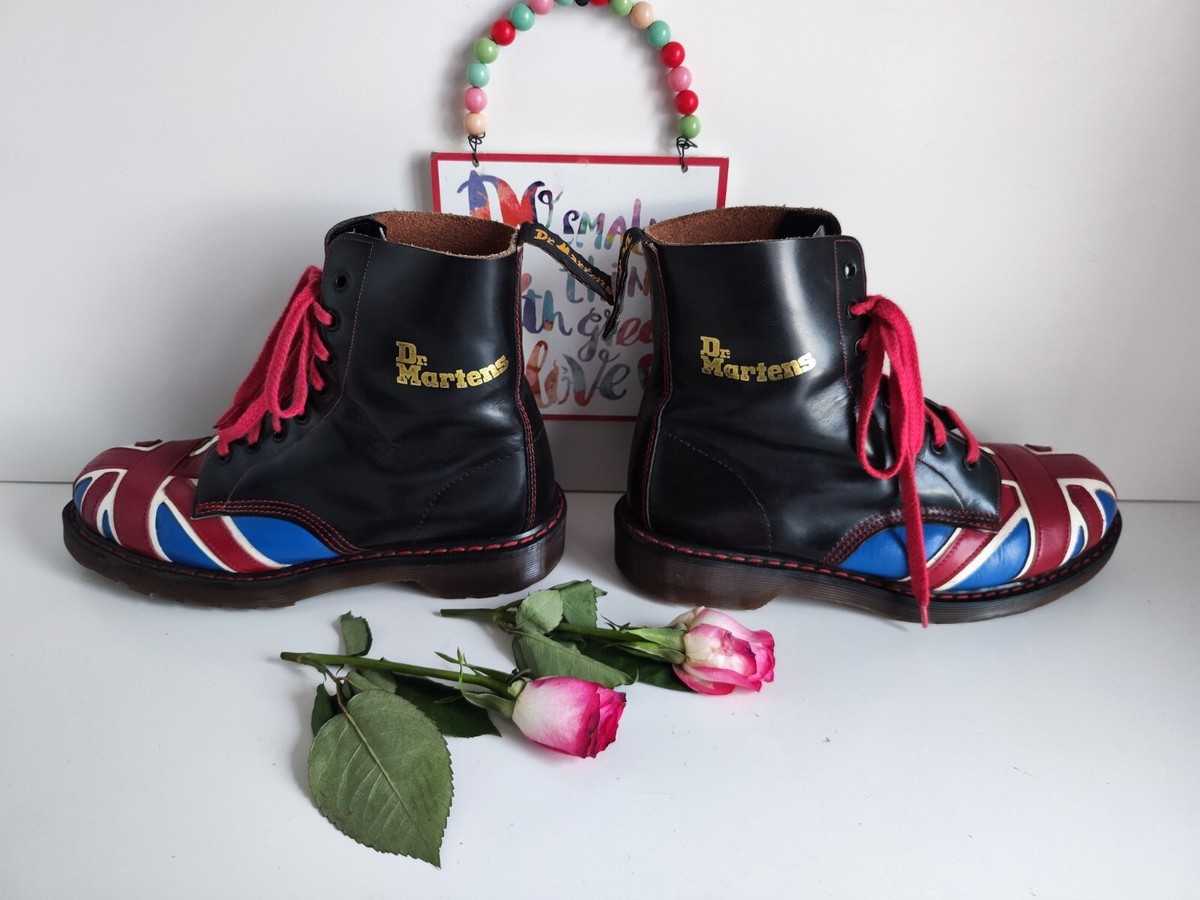 Rare 1460 8 eye Dr Martens black union jack vintage boots england