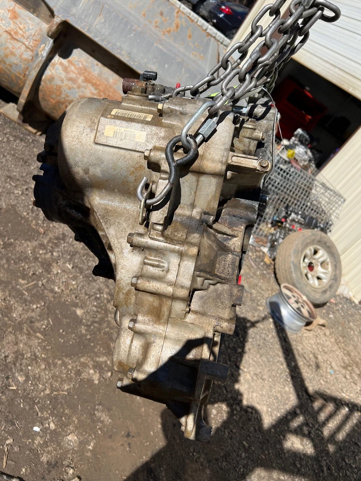 04 05 Saturn Vue FWD 3.5L Automatic Transmission Opt L66 OEM 12592291 - Image 4 of 4