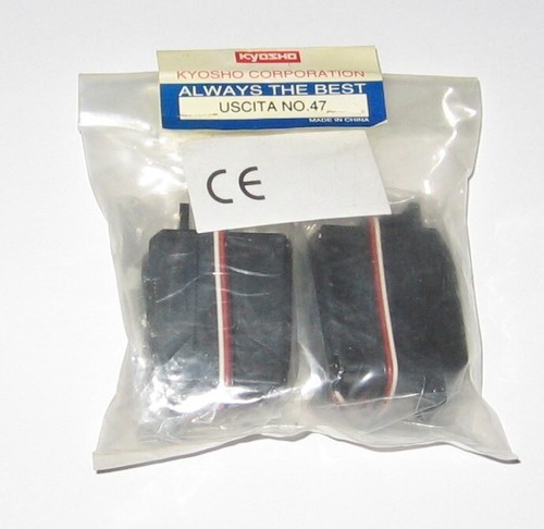 Pièces Kyosho 1/10 Vauxhall Astra – Châssis + Réservoir – Occasion Comme Neuf
