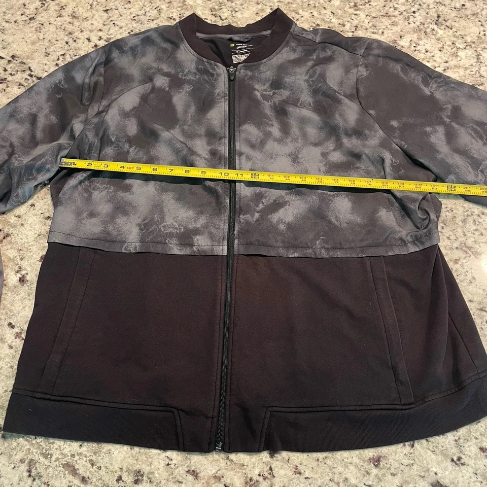 Chaqueta deportiva Tek Gear DryTek 1X negra y gris Foto 2 de 4