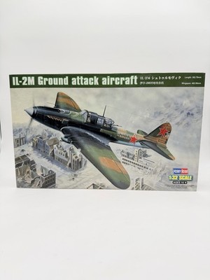 Hobby Boss 1/32 83203 IL-2M Ground attack aircraft Model Kit 2011 New Open Box