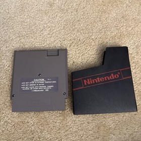 Predator Arnold Schwarzenegger Nintendo NES Cartridge and sleeve