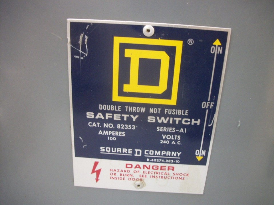 SQUARE D DOUBLE THROW TYPE 1 82353 100AMP 240VOLT 3POLE NON-FUSIBLE NOB ...
