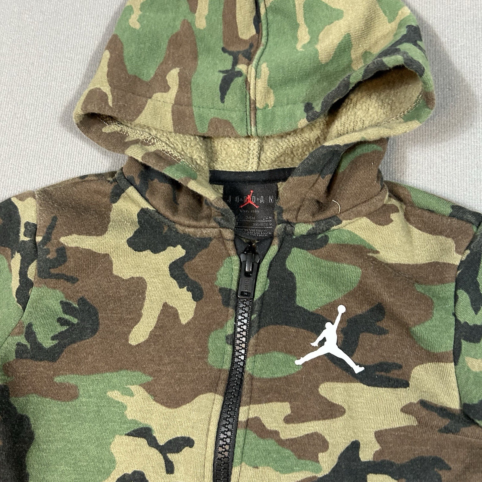 SACAI X NIKE Felpa con cappuccio Nike Air Jordan bambino 24 mesi mimetica jumpman full zip