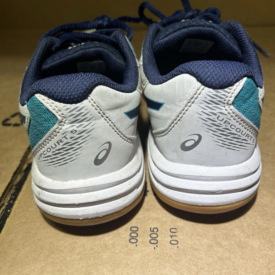 Zapatos de voleibol ASICS Upcourt 5 GS para jóvenes niños/niñas niños talla 2 de EE. UU. Foto 3 de 4