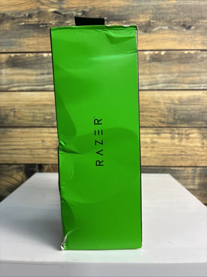 Razer Basilisk WIRELESS Ultimate Hyperspeed Gaming Mouse Optical Razor Ergonomic - Image 2 of 4