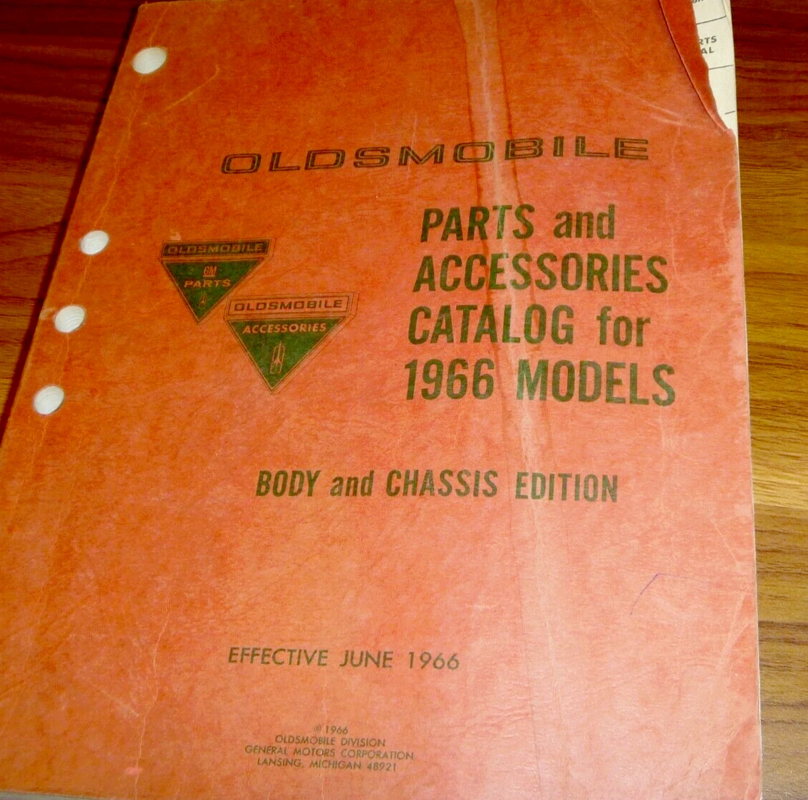 1966 Oldsmobile Cutlass Supreme CHÂSSIS BODY Pièces & Accessoires Catalogue Manuel