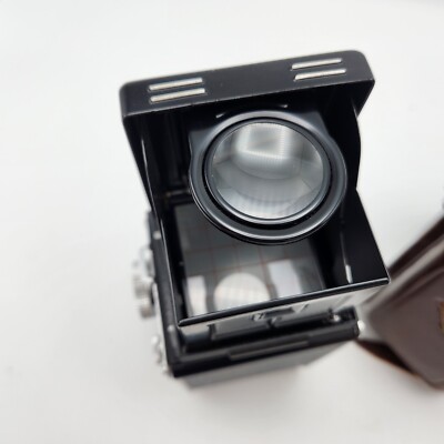 Yashica-Mat LM TLR Camera Copal MXV w/ Yashinon 80mm F3.5/F3 Yashica-Mat LM TLR Camera Copal MXV w/ Yashinon 80mm F3.5/F3
