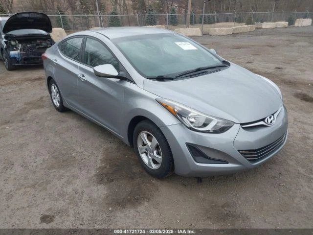 Used Rear Right Door Assembly Rear Side fits: 2015 Hyundai Elantra Sdn electric Foto 3 de 4