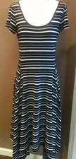 Gnaw 10 M Black & White Striped Jersey Scoop Neck W Short Sleeves