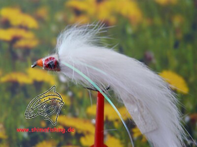Streamer '' Chupacabra White ''  3er Set, auf Schonhaken, barbless hook