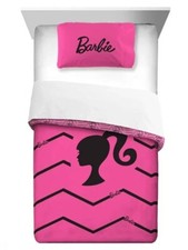 Barbie "Chevron" Kids 2pc Reversible Twin/Full Comforter Set-W27300893402