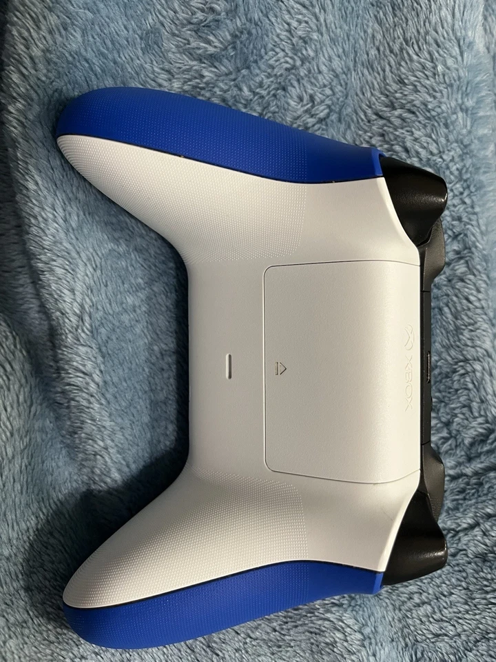 Microsoft Wireless Controller per Xbox Series X/S - Immagine 3 di 4