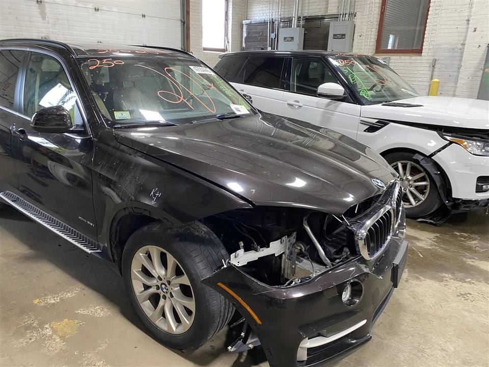 Used Radiator fits: 2016 Bmw X5 3.0L AT diesel main Grade A - Image 3 of 4