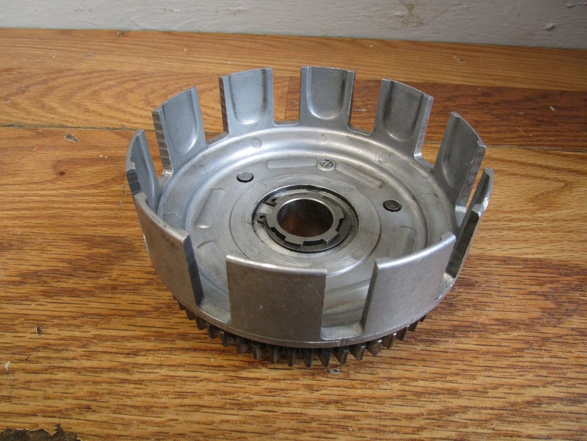 XR 250 HONDA* 1993 XR 250R 1993 CLUTCH BASKET HAS MEDIUM WEAR