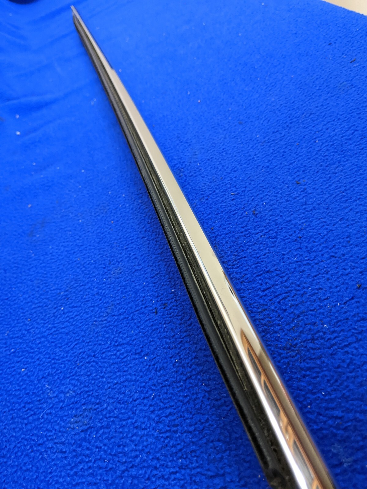 chrome strip trim rear right Bentley CONTINENTAL FLYING SPUR oem window door