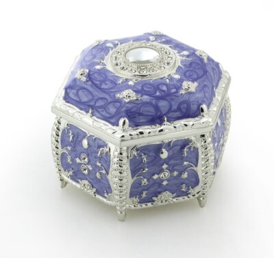 OCTAGON BLUE TIN ALLOY  MUSIC BOX :    A LOVER'S CONCERTO @ THE TOYS  
