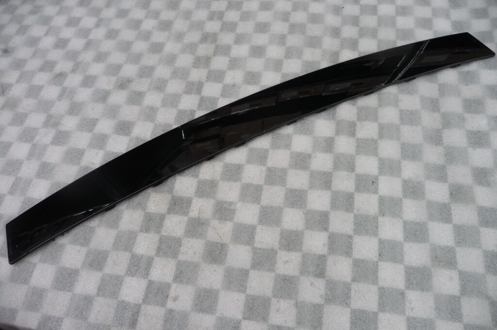 2013-2015 Bentley Flying Spur Rear Bumper Upper Protection Plate 4W0807427 OE A1