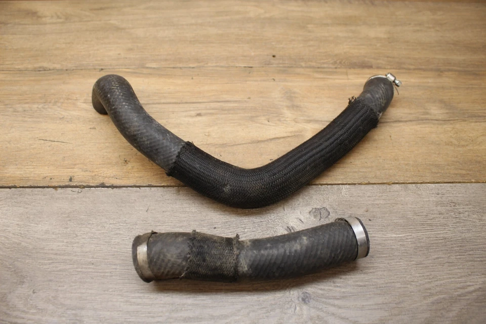 01-02 2002 Suzuki GSXR1000 GSXR 1000 motor refrigeración radiador manguera par mangueras Foto 2 de 4