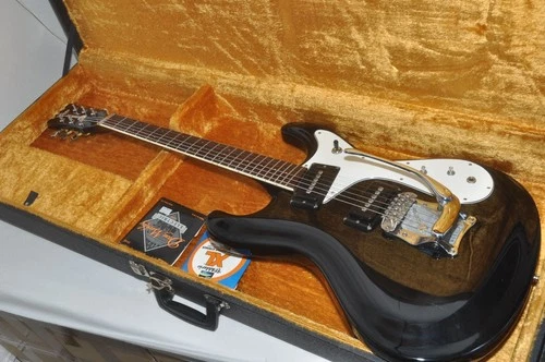 Mosrite The Ventures Model  Electric Guitar Ref. No 7624