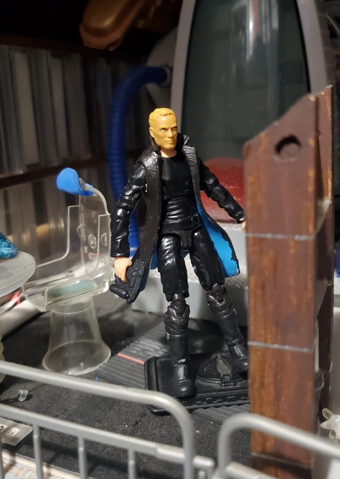 Figura personalizada Hasbro GI Joe Resident Evil Albert Wesker 1:18 25 30 50 Foto 3 de 4