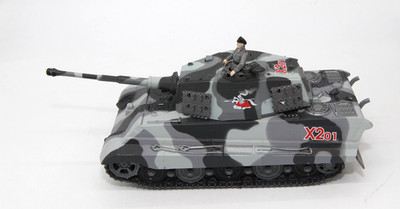 New-Ray 1/32 Scale King Tiger Tank Battery Operated Open