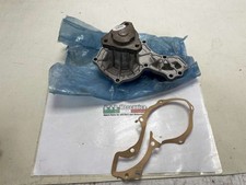 Pompe à eau Audi 80