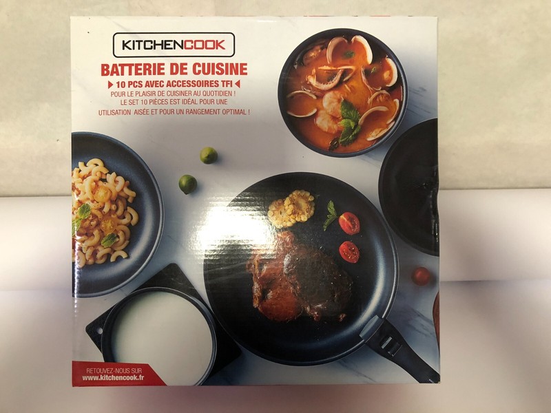 KITCHENCOOK BATTERIE DE CUISINE 10 PIECES AVEC ACCESSOIRES