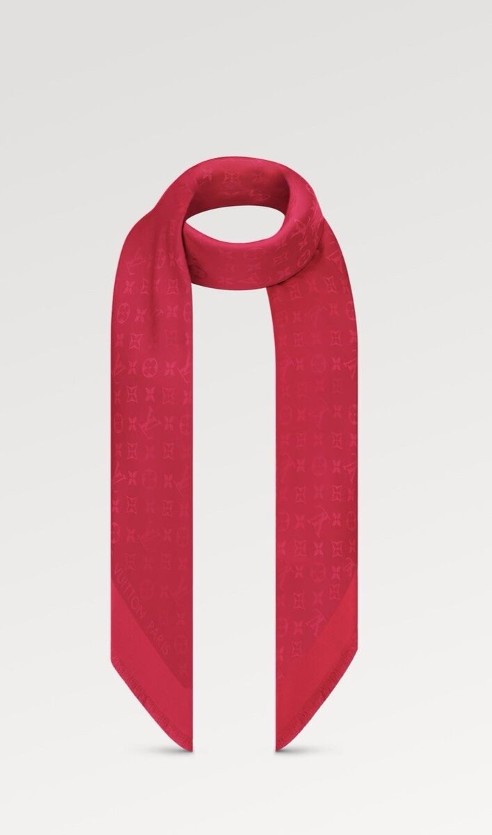 NEW LOUIS VUITTON LV Monogram Classic Shawl Scarf - Red NEW LOUIS VUITTON LV Monogram Classic Shawl Scarf - Red
