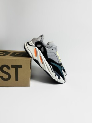 adidas Yeezy Boost 700 Wave Runner 11.5M - Used - Fast Ship - B75571