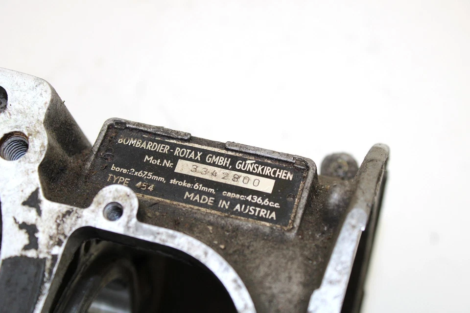 1996 Ski-doo Mxz 440 OEM cárter 420886928 SS77 - Imagem 3 de 4