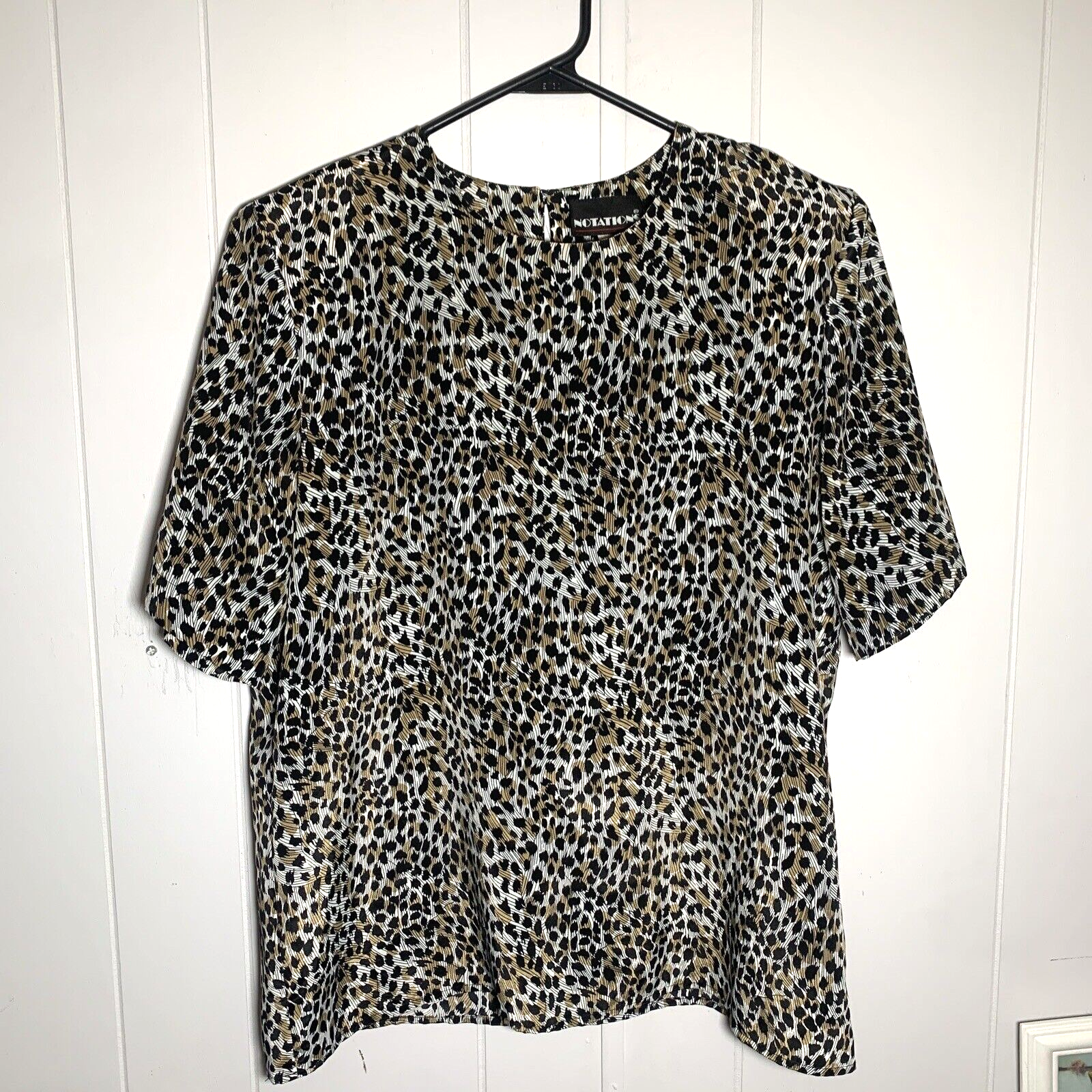 Notations Womens Size 10 Brown Animal Print Short Sleeve Top Casual Padded