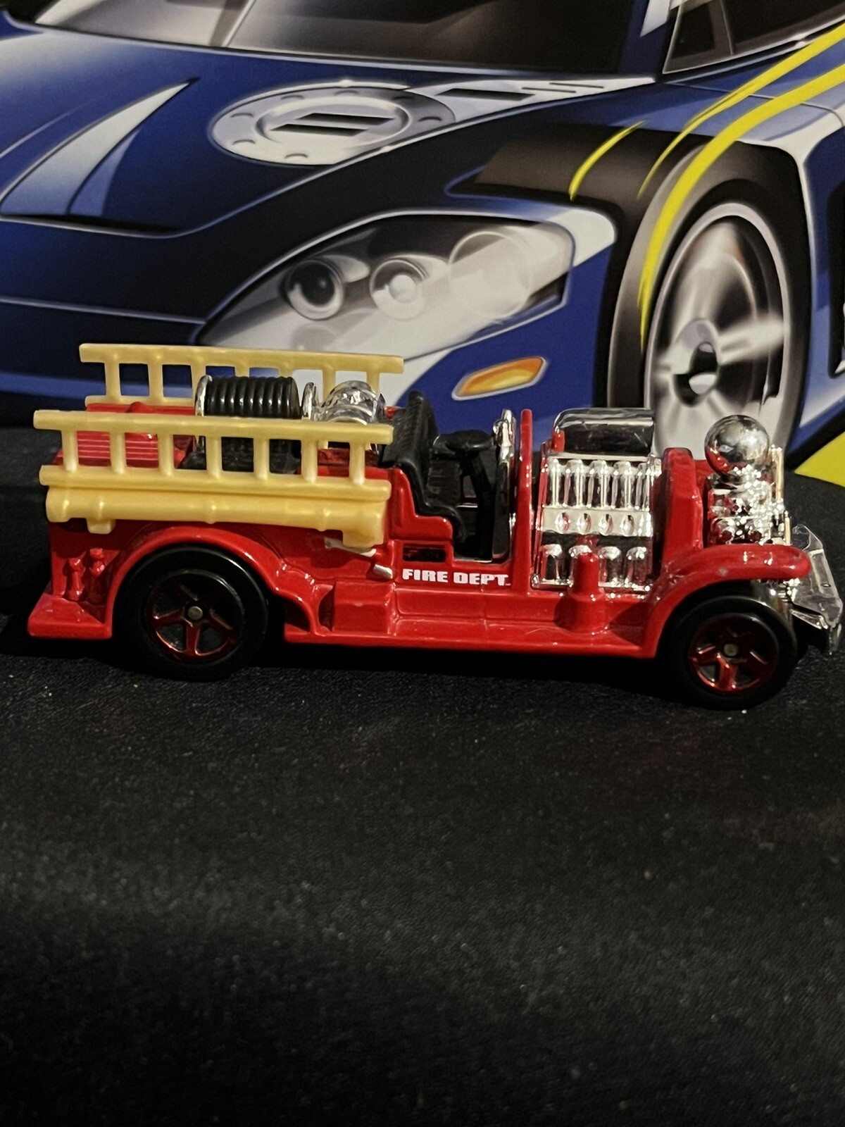 Picture 3 of 8