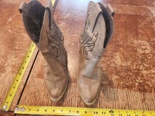 very volatile boots Size 6  women Cowgirl #S9...