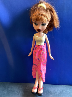 Bratz Yasmin Doll -2001 - 10  Pre-owned Lot #P633