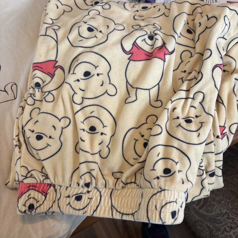 Pijama para mujer Winnie The Pooh talla 2x usado. Y Halloween pjs XL más grandes  Foto 3 de 4