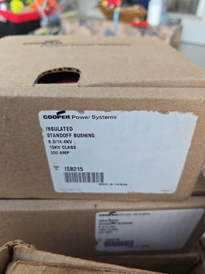 Cooper ISB215 -Insulated Standoff Bushing 200A, 15 Kv Class